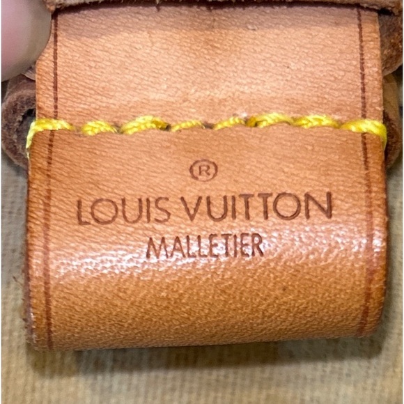 Louis Vuitton Leather Strap or Bracelet - Picture 4 of 7